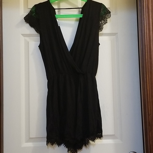 💥3 for $10💥 Surplice Lace-Trim Romper - Picture 1 of 7